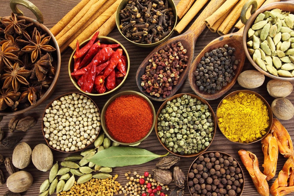 WHOLE SPICES MIX .